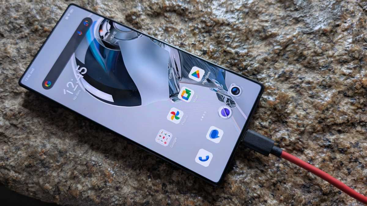 REDMAGIC 10S Pro battery and charging