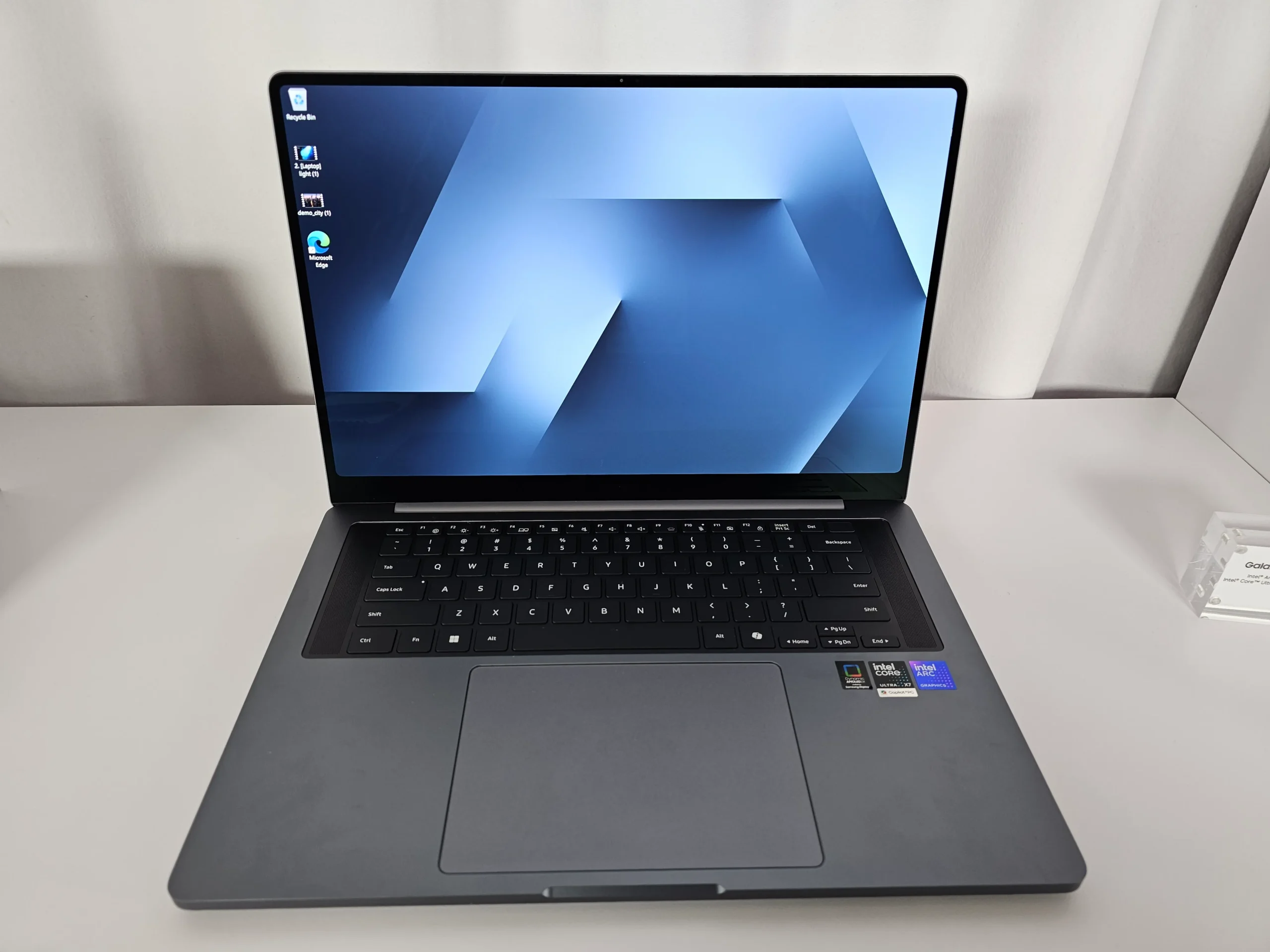 Samsung Galaxy Book6 design
